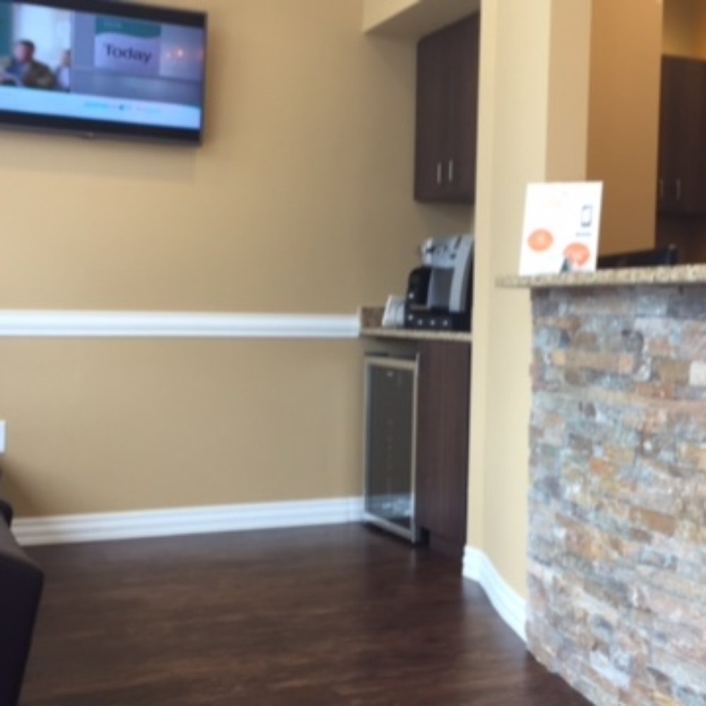 Cute little lobby, nice, clean, and inviting! Cute little lobby, nice, clean, and inviting!