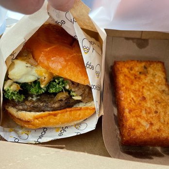 Egghead - The Greenwich Village with sausage and a hash brown - Breakfast & Brunch Near Me - Las Vegas, Nevada Egghead - The Greenwich Village with sausage and a hash brown - Breakfast & Brunch Near Me - Las Vegas, Nevada