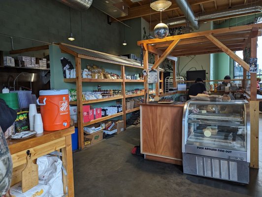 Central 9th Market by null