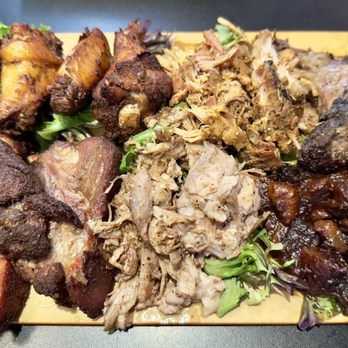 Four Pegs - Pegs Sampler - Burgers Near Me - Louisville, Kentucky