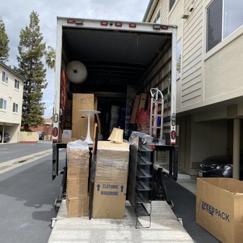 Trek Movers - Loading - Movers Near Me Trek Movers - Loading - Movers Near Me