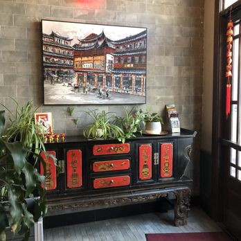 TNR Cafe - Waiting area - Chinese Near Me - Arlington, Virginia