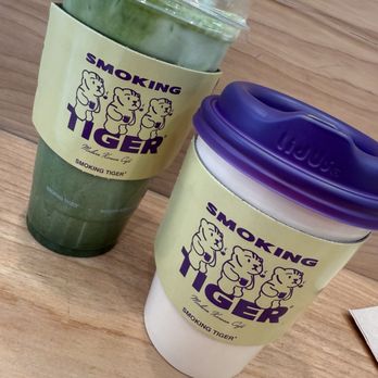 Smoking Tiger Coffee Lab - Iced Jeju Matcha Latte / 말차 라떼 and Latte / 라떼 - Coffee & Tea Near Me - Gardena, California Smoking Tiger Coffee Lab - Iced Jeju Matcha Latte / 말차 라떼 and Latte / 라떼 - Coffee & Tea Near Me - Gardena, California
