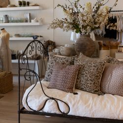Heirloom Shoppe