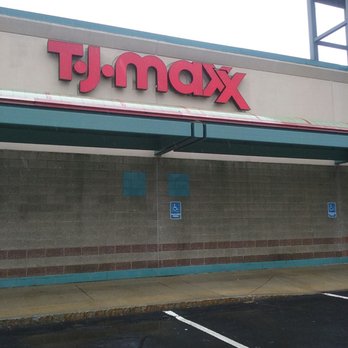 TJ Maxx - Shop 2 it - Department Stores Near Me - Quincy, Massachusetts