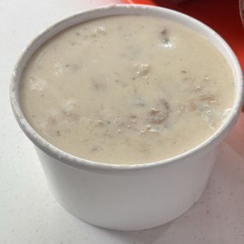 Bob's Clam Hut - Clam Chowder - Seafood Near Me - Kittery, Maine