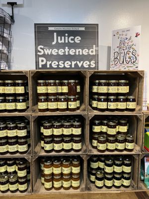 Catoctin Mountain Orchard by null