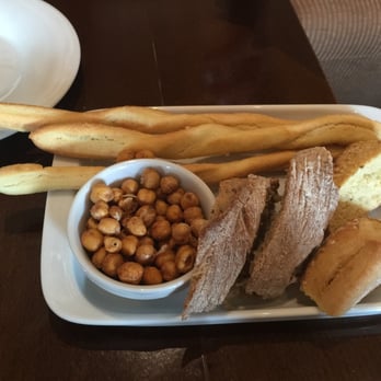 Il Mercato - Bread - Italian Near Me - Brno, JM
