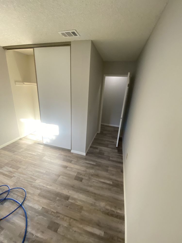 Slide of Amaysing Construction