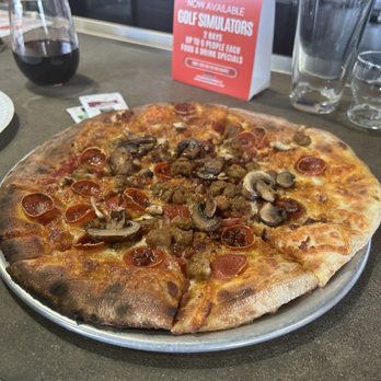 Five Window Beer - All Meat Pizza - Breweries Near Me - Lodi, California