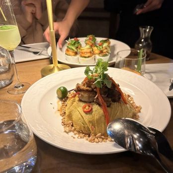 Lee - Lobster pad Thai - Asian Fusion Near Me - Toronto, Ontario
