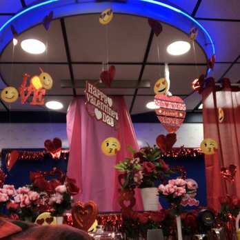 White Castle - Decor - Fast Food Near Me - Sunnyside, New York