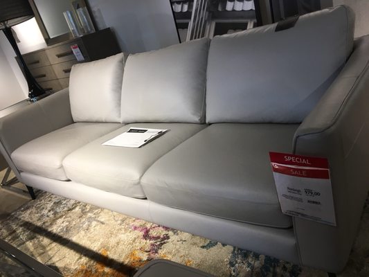 Macy S Furniture Gallery 58 Photos 139 Reviews Furniture Stores 4255 Rosewood Dr Pleasanton Ca Phone Number Yelp