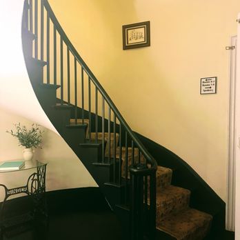 Wakefield Inn Restaurant - Curved staircase - American Near Me - Wakefield, New Hampshire