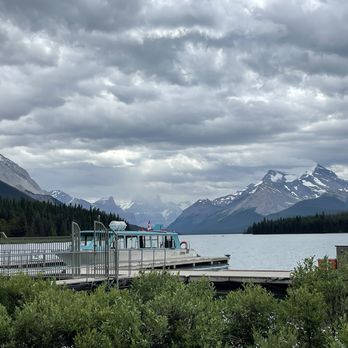 Maligne Lake - Boating Near Me