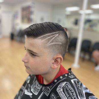 Camp Avenue Barbershop - Barbers Near Me - Merrick, New York Camp Avenue Barbershop - Barbers Near Me - Merrick, New York