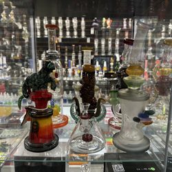 J'S Smoke Shop