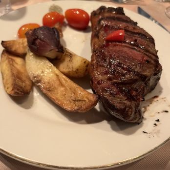 Café de los Angelitos - Bife de Chorizo - Gastropubs Near Me - Buenos Aires, C Café de los Angelitos - Bife de Chorizo - Gastropubs Near Me - Buenos Aires, C