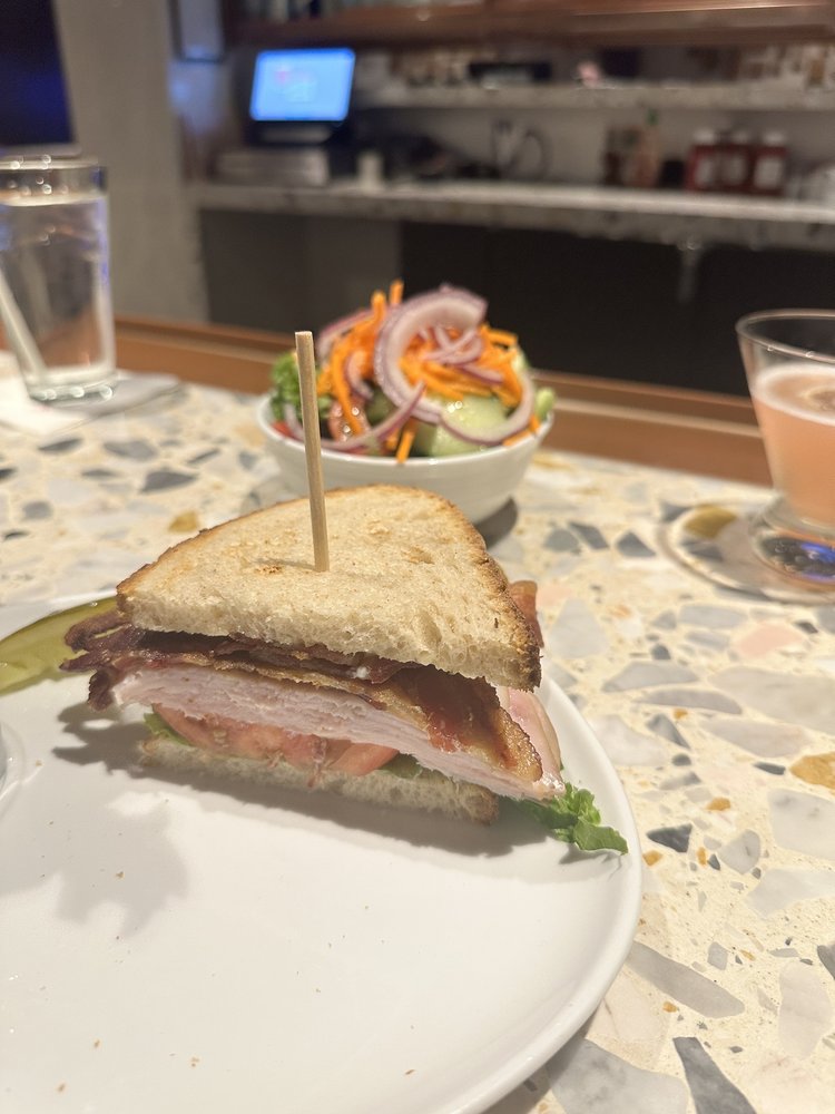 DITMARS BAR & GRILL Updated October 2024 15 Photos 10205 Ditmars