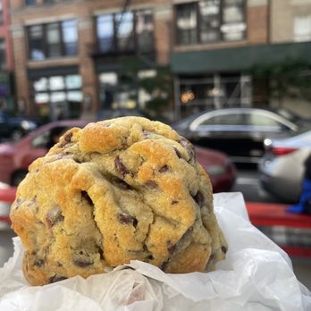 Funny Face Bakery - chocolate chip cookie - Bakeries Near Me - New York, New York Funny Face Bakery - chocolate chip cookie - Bakeries Near Me - New York, New York