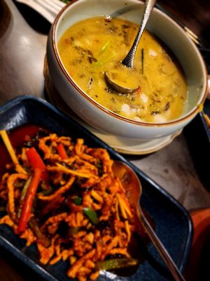 Tanka Modern Asian Cuisine & 川渝印象 by null