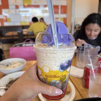 Goldilocks - Halo-halo special - Bakeries Near Me - Las Vegas, Nevada