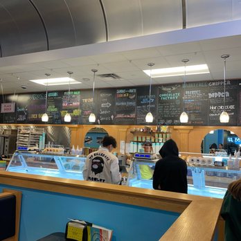 The Chocolate Factory - Inside - Ice Cream & Frozen Yogurt Near Me - Oak Creek, Wisconsin The Chocolate Factory - Inside - Ice Cream & Frozen Yogurt Near Me - Oak Creek, Wisconsin