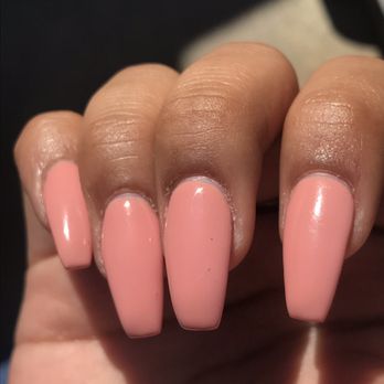 Diamond Nails - Bubbles in gel (which I suspect it's normal, it's gel.) - Nail Salons Near Me - Fullerton, California