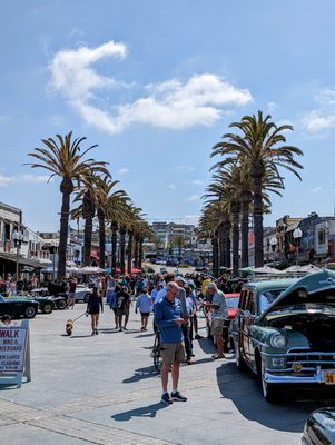 Hermosa Beach Pier by null
