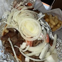 Gyro Shack - Gyro special w/ fries & pop
