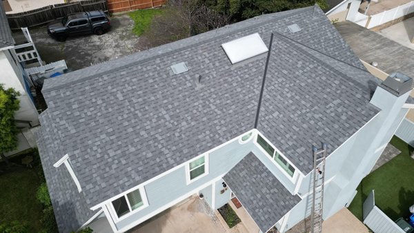 Cal State Roofing Logo