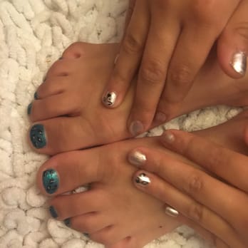 Lotus Nails & Spa - Kid's mani and pedi with design. - Nail Salons Near Me - Houston, Texas Lotus Nails & Spa - Kid's mani and pedi with design. - Nail Salons Near Me - Houston, Texas