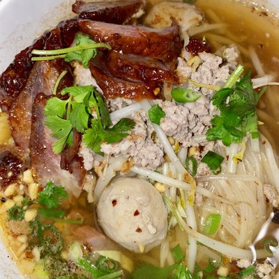 HOT GRAINZ - Thai Street Food by null