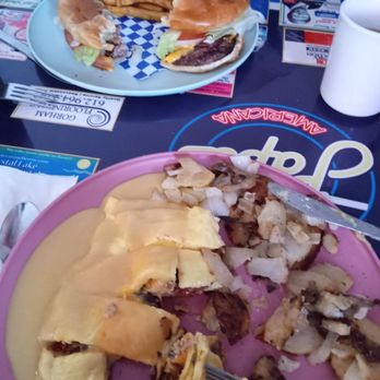 Papa's Cafe - Cheese burger and seasoned fries, turkey club omelette with home fries. - Breakfast & Brunch Near Me - Minneapolis, Minnesota Papa's Cafe - Cheese burger and seasoned fries, turkey club omelette with home fries. - Breakfast & Brunch Near Me - Minneapolis, Minnesota