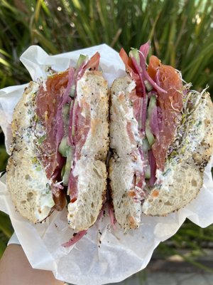 Hank's Bagels by null