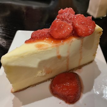 DaVinci's Eatery - Monster Cheesecake very creamy and delicious - Italian Near Me - Lewiston, Maine