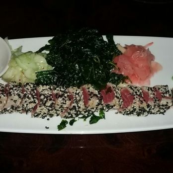 Daily Grill - Poke Tuna...honestly really dry and room temperature. Not good. - American Near Me - Burbank, California