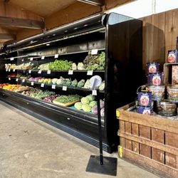 Shenot Farm Market - Vegetables and popcorns