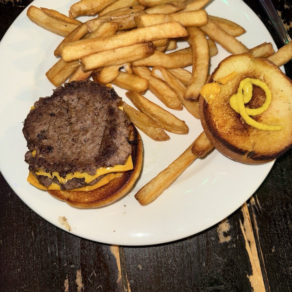 Dan McGuinness Pub - Smash burger and fries - Irish Pub Near Me - Southaven, Mississippi