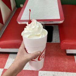 Soda Pops - Medium Vanilla Milkshake