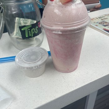 Fit Nutrition - Berry colada and prolessa shot - Juice Bars & Smoothies Near Me - Morrow, Georgia