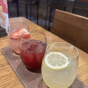 California Pizza Kitchen - Sangria flight - Pizza Near Me - Los Angeles, California California Pizza Kitchen - Sangria flight - Pizza Near Me - Los Angeles, California