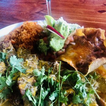 Huapangos - Chile Verde Carnitas - Mexican Near Me - San Diego, California Huapangos - Chile Verde Carnitas - Mexican Near Me - San Diego, California