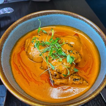 ROOP Chicago Innovative Indian Restaurant & Cocktail Bar - Butter Chicken Plate - Indian Near Me - Chicago, Illinois ROOP Chicago Innovative Indian Restaurant & Cocktail Bar - Butter Chicken Plate - Indian Near Me - Chicago, Illinois