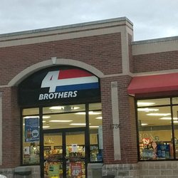 4 Brothers Food Stores - Outside of the 4 Brothers station.