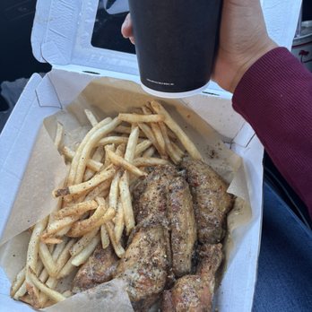 Buffalo Wild Wings - Sports Bars Near Me - Riverside, California