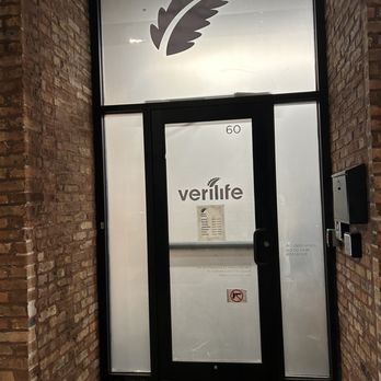 Verilife Dispensary - Outside - Cannabis Dispensaries Near Me - Chicago, Illinois Verilife Dispensary - Outside - Cannabis Dispensaries Near Me - Chicago, Illinois