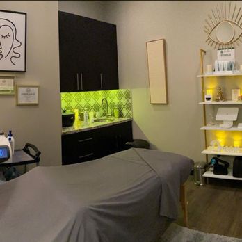 Creating Balance - Welcome to my room. Where you will receive a 5-star service. - Massage Therapy Near Me - Spring, Texas Creating Balance - Welcome to my room. Where you will receive a 5-star service. - Massage Therapy Near Me - Spring, Texas