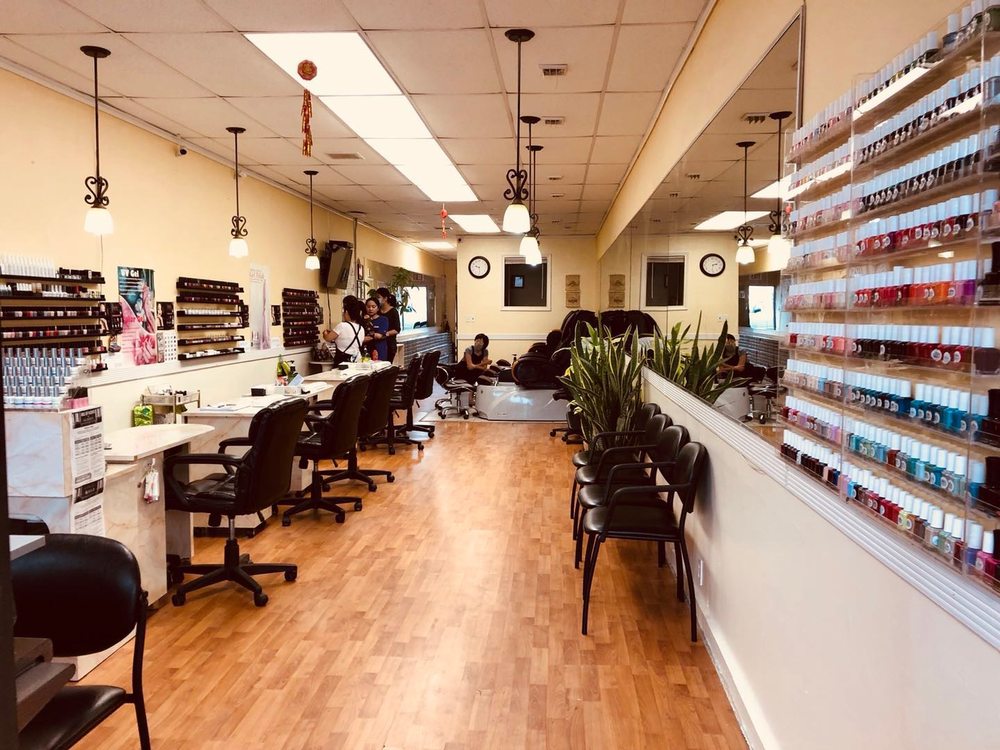 FINGERS NAIL & SPA Updated July 2024 14 Reviews 52 Merrick Ave