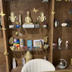 Psychic Reader and Spiritual Advisor
